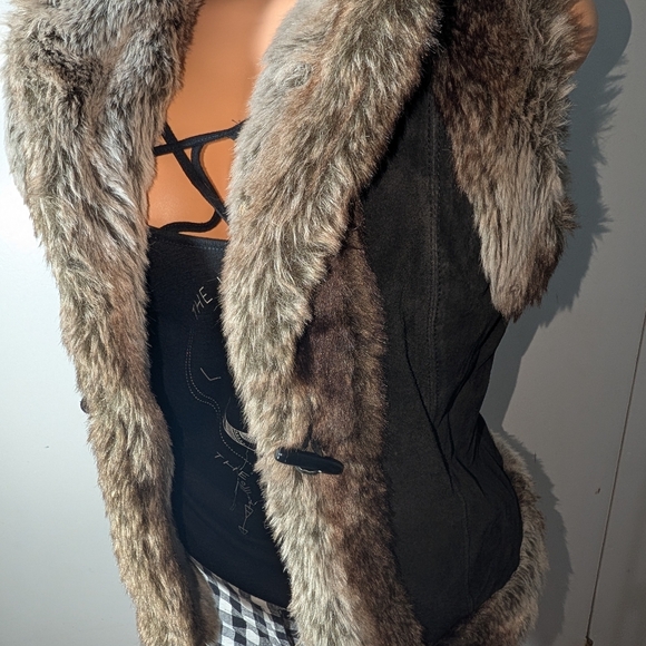 Live a Little Jackets & Blazers - Live a Little Black and grey faux fur vest Size M #boho